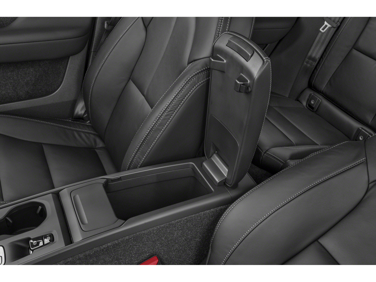2023 Volvo XC40 Plus Dark Theme