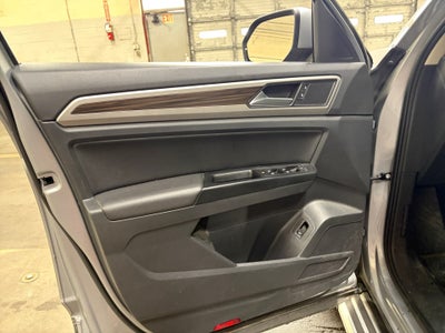 2021 Volkswagen Atlas 3.6L V6 SE w/Technology