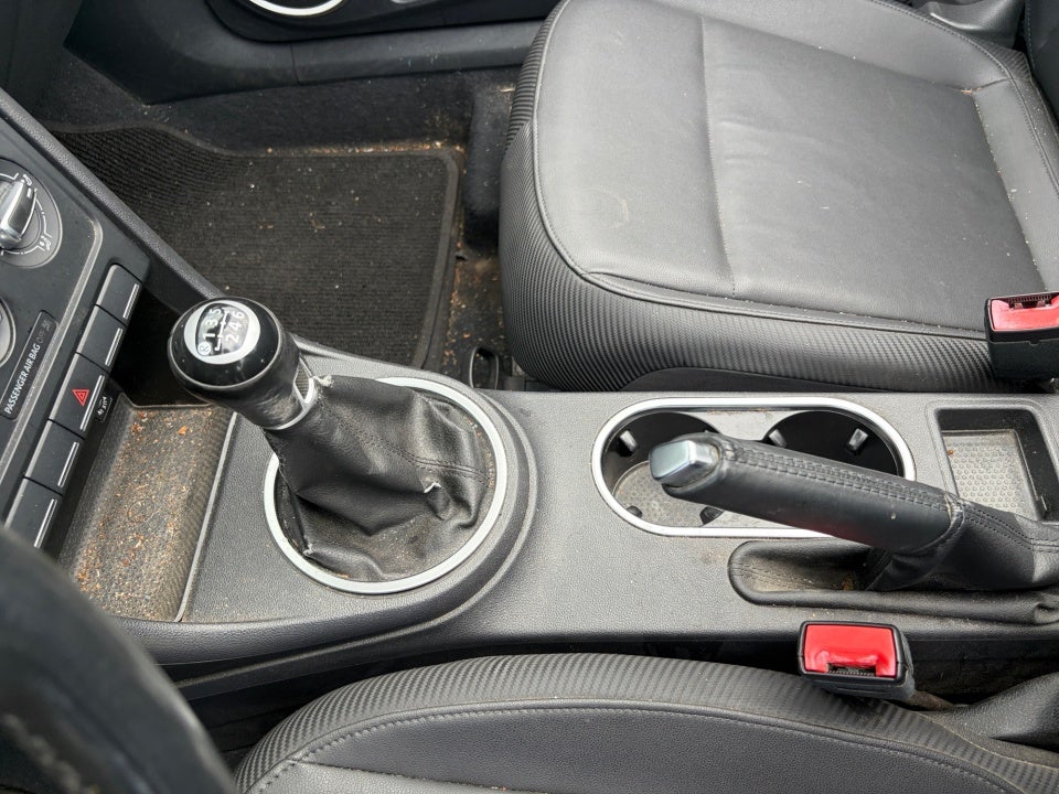 2013 Volkswagen Beetle Convertible 2.0T