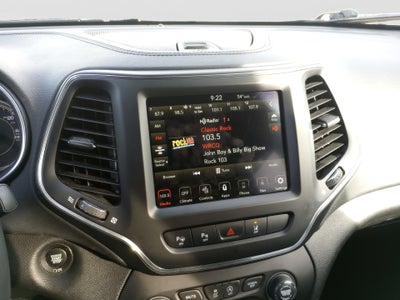 2023 Jeep Cherokee Altitude Lux 4x4