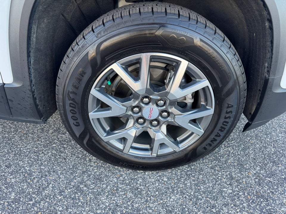 2023 GMC Acadia AWD SLT