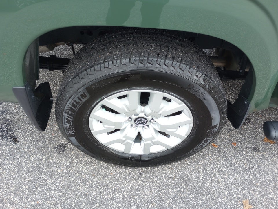 2024 Nissan Frontier Crew Cab SV 4x2