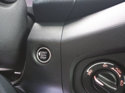 2023 Nissan Frontier Crew Cab PRO-4X 4x4