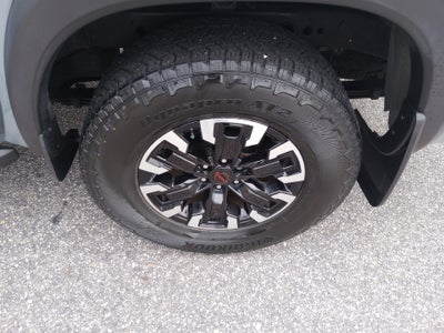 2023 Nissan Frontier Crew Cab PRO-4X 4x4