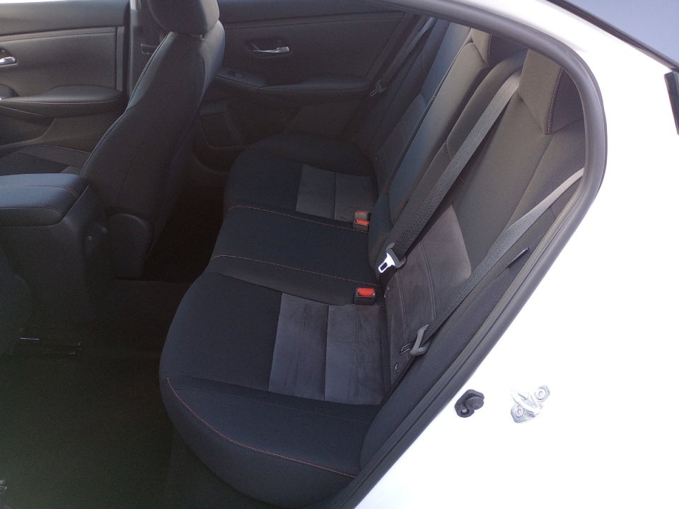 2022 Nissan Sentra SR Xtronic CVT