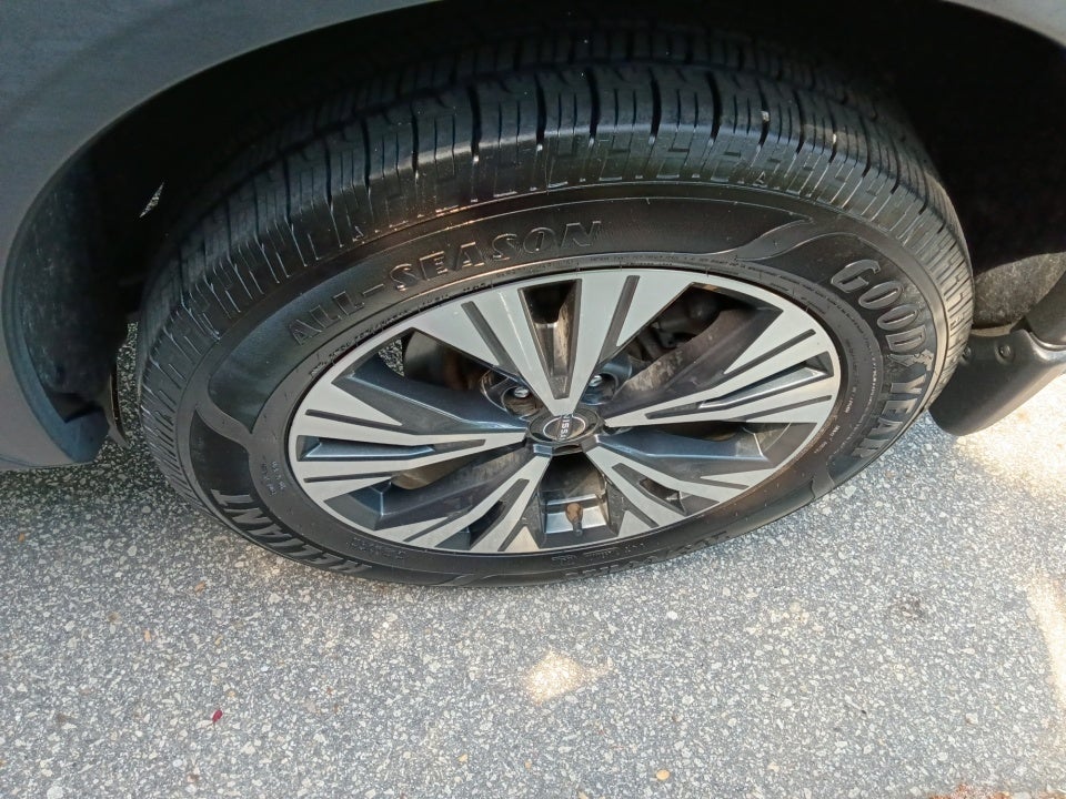 2023 Nissan Rogue SV FWD