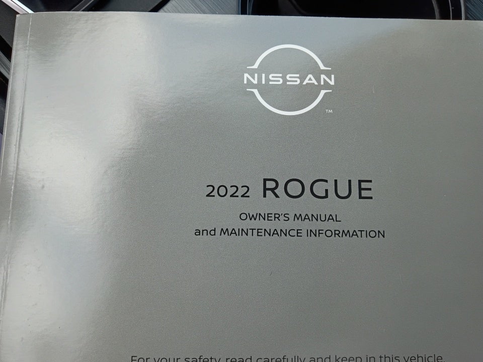 2022 Nissan Rogue SV
