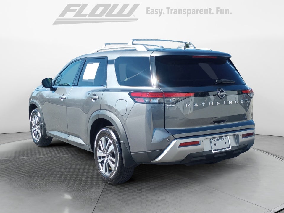 2022 Nissan Pathfinder SL 2WD