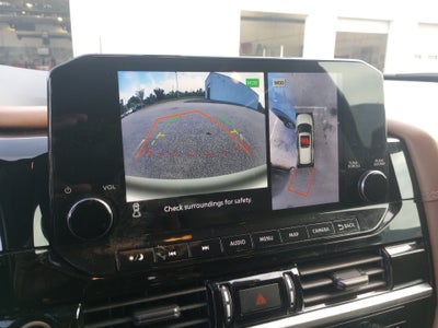 2023 Nissan Pathfinder Platinum 4WD