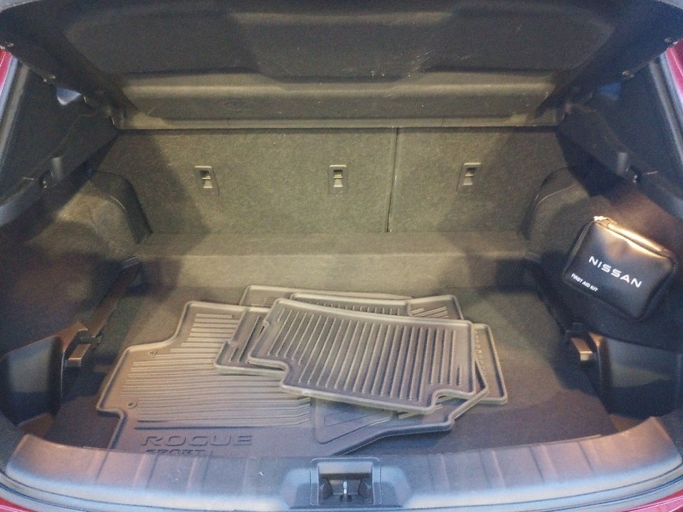 2022 Nissan Rogue Sport SL FWD Xtronic CVT