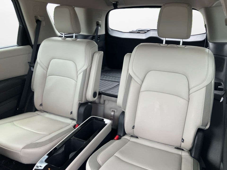 2024 Nissan Pathfinder SL 4WD