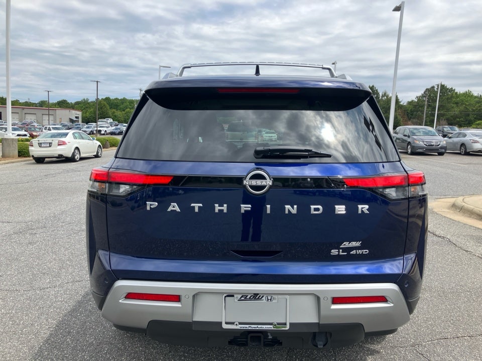 2024 Nissan Pathfinder SL 4WD