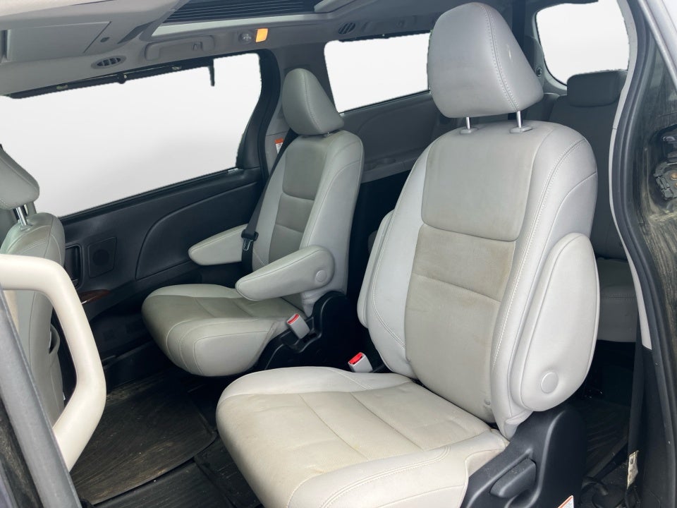 2020 Toyota Sienna Limited Premium