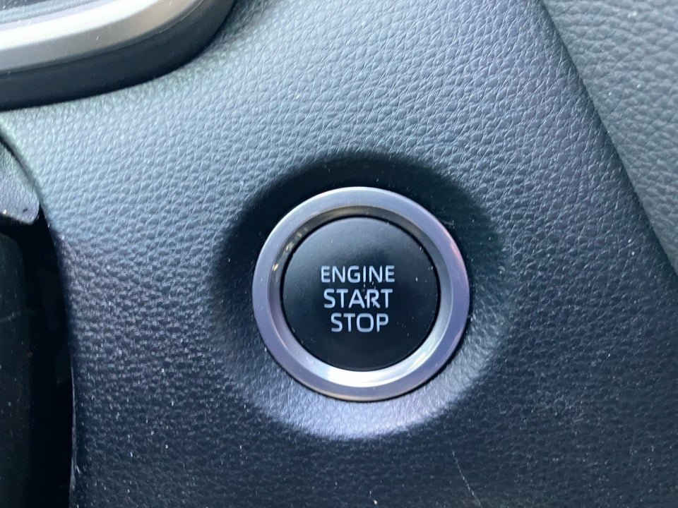 2023 Toyota Corolla Hatchback SE