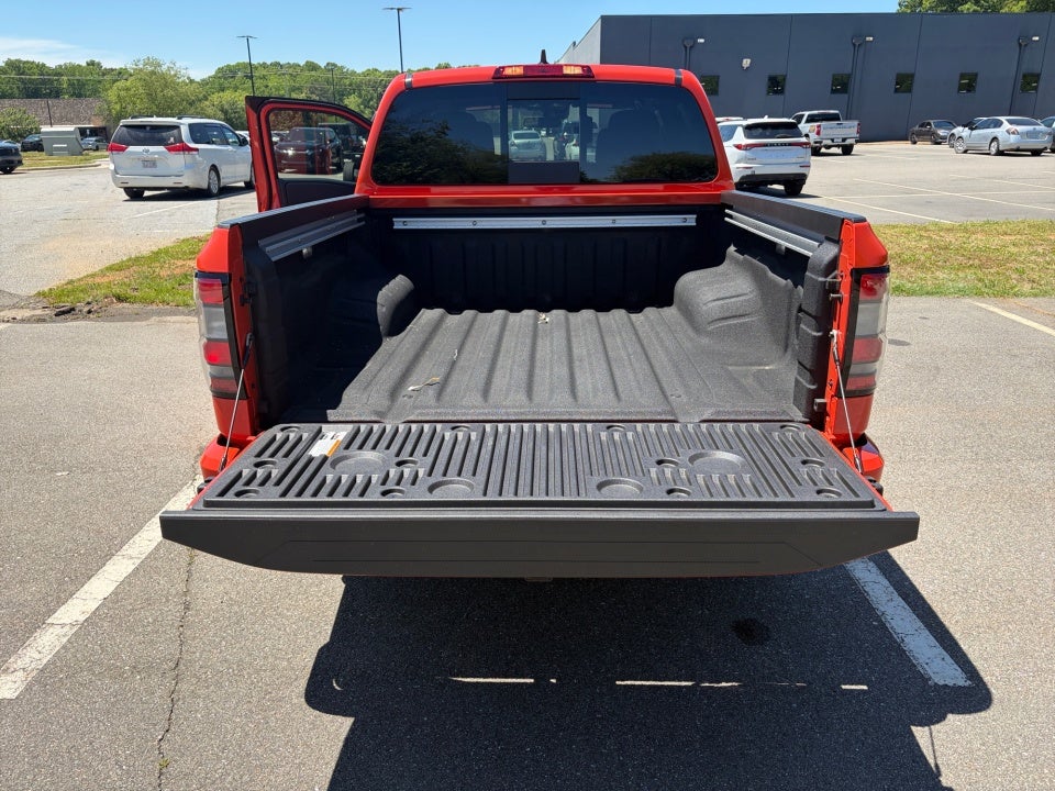 2026 Nissan Frontier Crew Cab PRO-4X 4x4