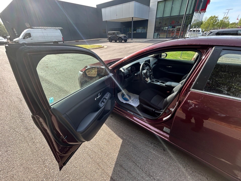 2021 Nissan Sentra SV Xtronic CVT