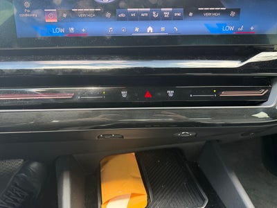 2024 BMW 530i 530i