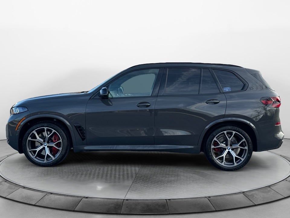 2024 BMW X5 M60i