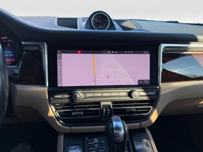 2021 Porsche Macan AWD