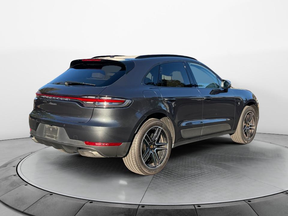 2021 Porsche Macan AWD