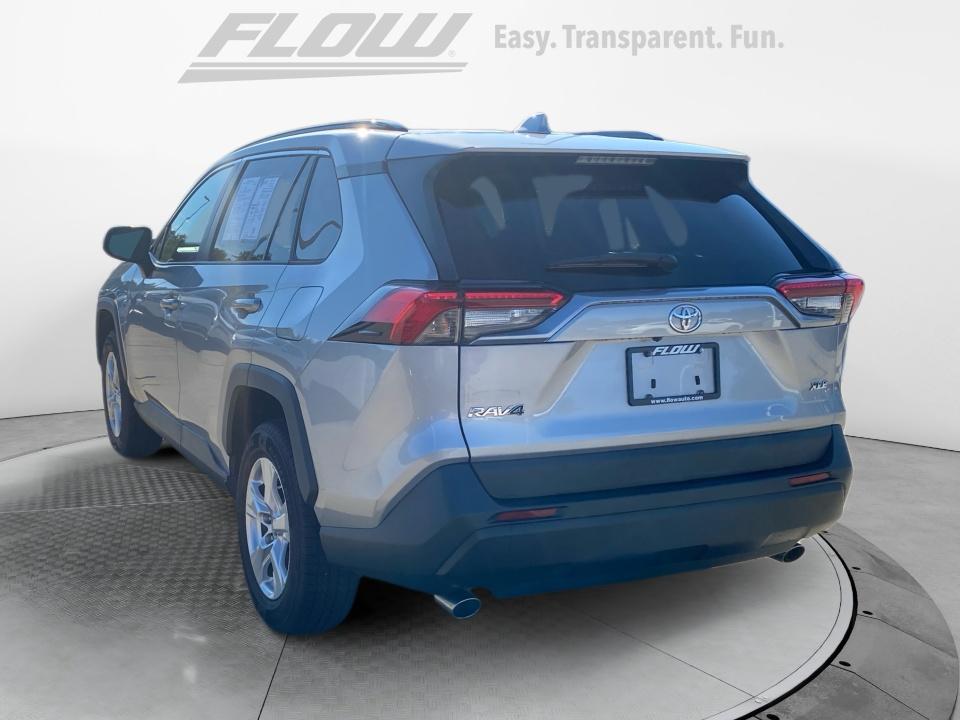 2020 Toyota RAV4 XLE