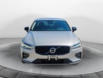 2024 Volvo S60 Plus Dark Theme