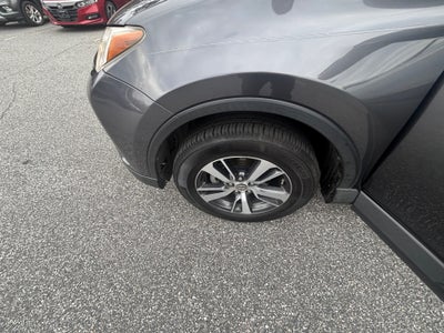 2017 Toyota RAV4 XLE