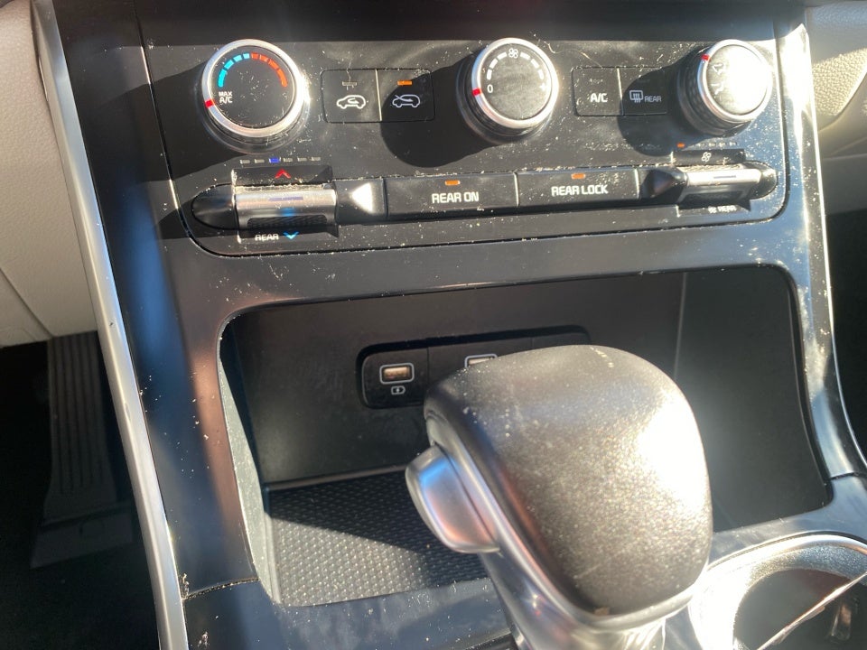 2023 Kia Carnival MPV LX Seat Package