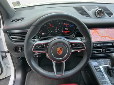 2021 Porsche Macan AWD