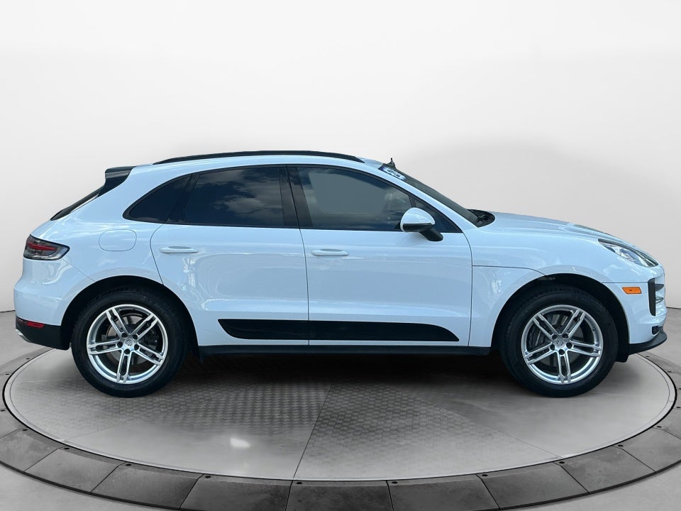 2021 Porsche Macan AWD