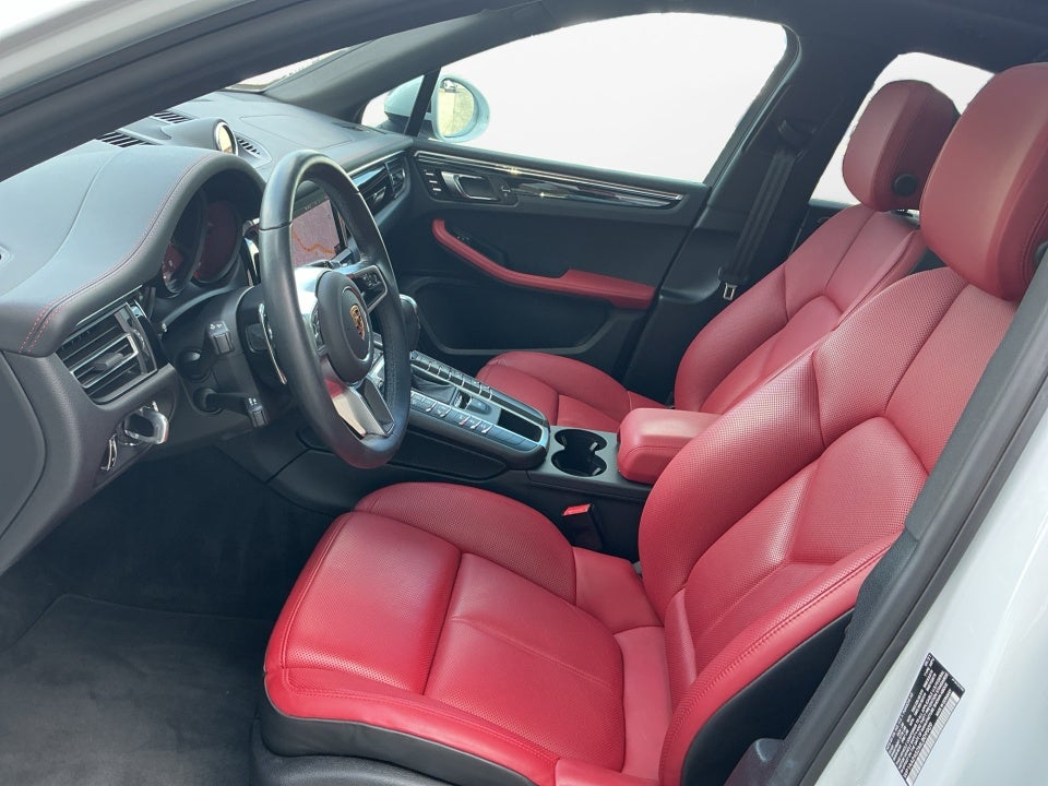 2021 Porsche Macan AWD