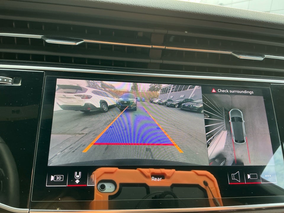 2025 Audi Q8 Premium 55 TFSI quattro