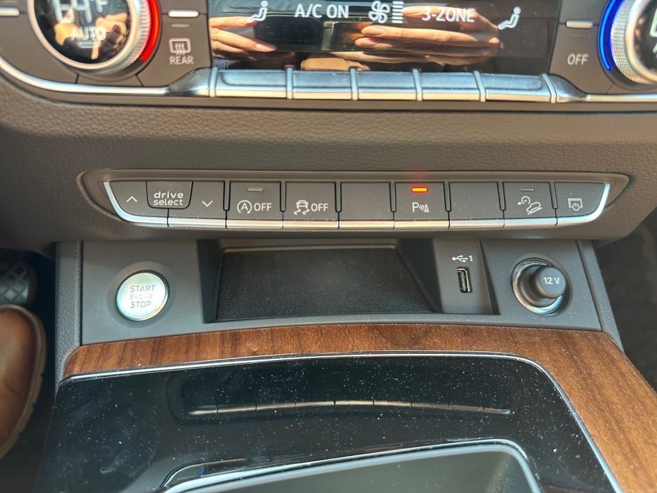 2023 Audi Q5 Premium 45 TFSI S line quattro