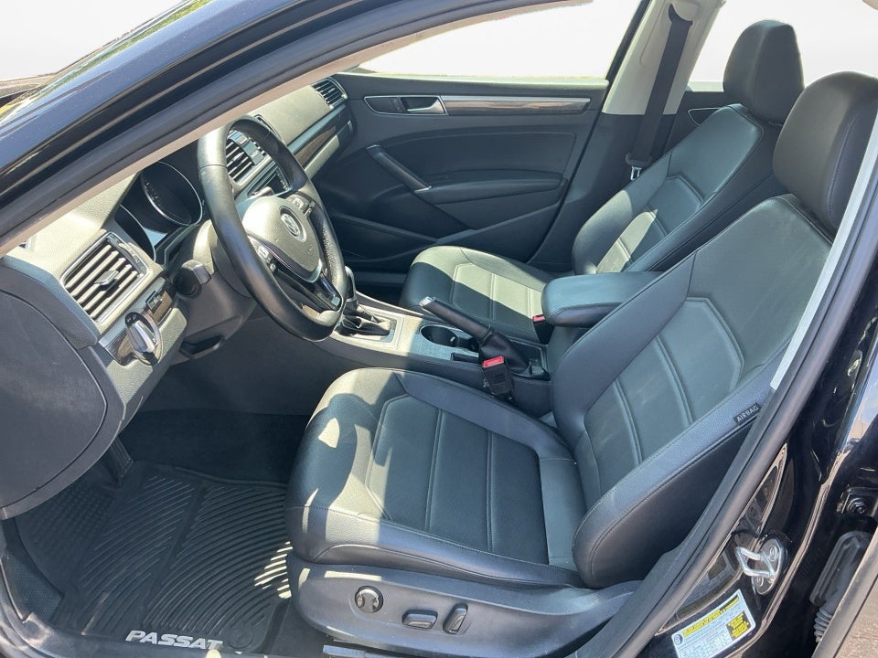 2018 Volkswagen Passat 2.0T SE