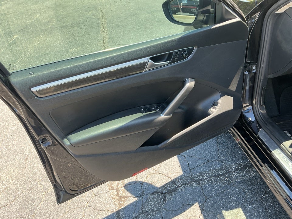 2018 Volkswagen Passat 2.0T SE