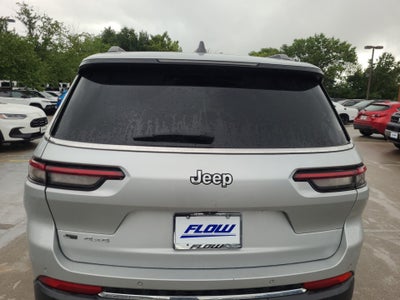 2022 Jeep Grand Cherokee L Laredo
