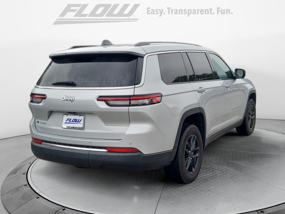 2022 Jeep Grand Cherokee L Laredo