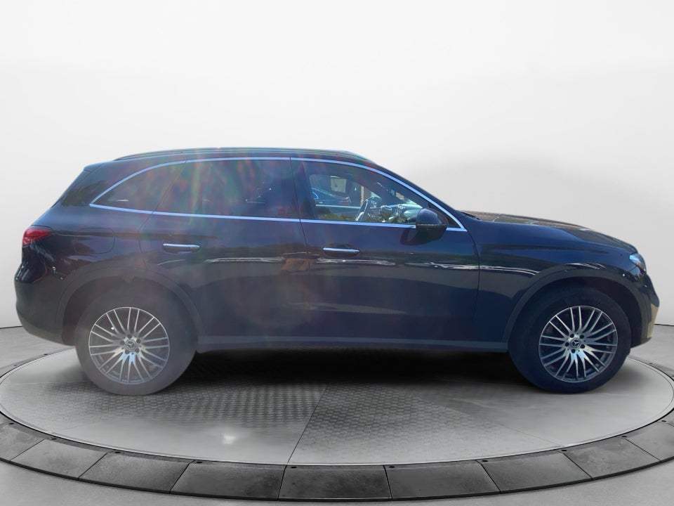 2024 Mercedes-Benz GLC 300 GLC 300
