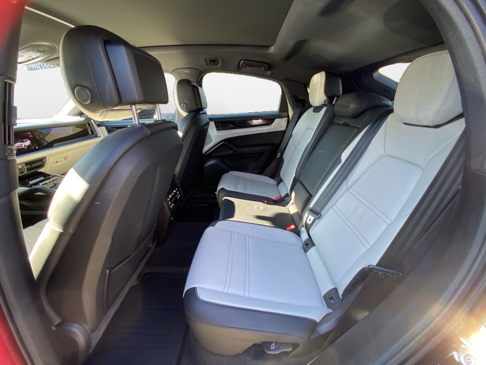 2025 Porsche Cayenne Coupe Coupe AWD