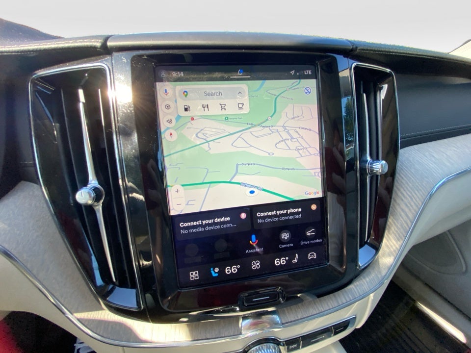 2022 Volvo XC60 B5 Inscription