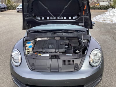 2013 Volkswagen Beetle Convertible 2.5L