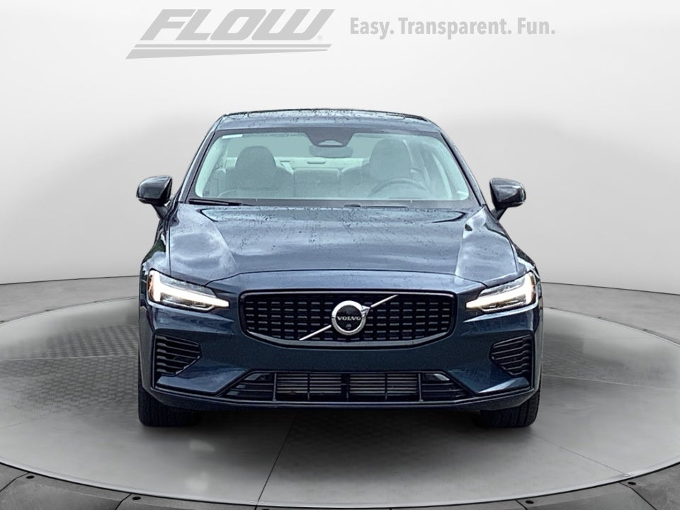 2024 Volvo S60 Recharge Plug-In Hybrid T8 Ultimate Dark Theme