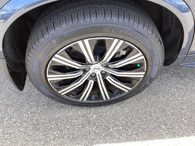 2023 Volvo XC90 B5 Core