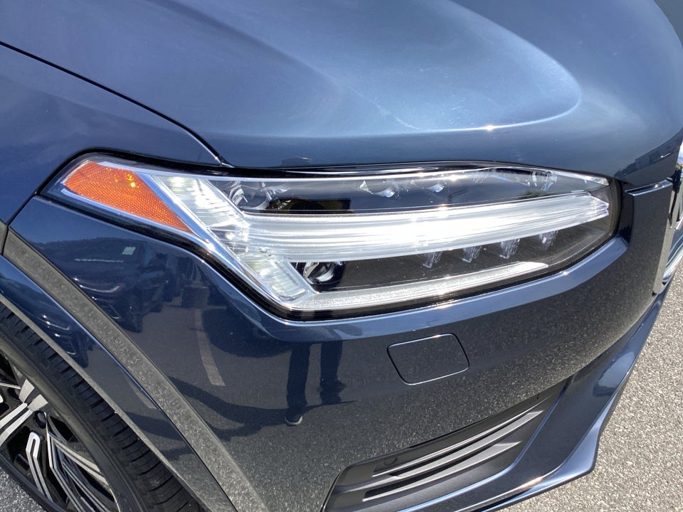 2023 Volvo XC90 B5 Core