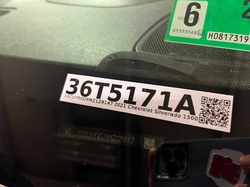 2021 Chevrolet Silverado 1500 4WD Crew Cab Short Bed RST