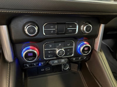 2022 GMC Yukon 4WD SLT