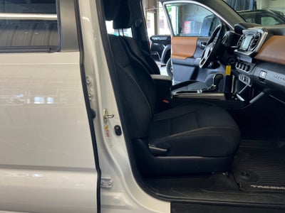 2019 Toyota Tacoma SR5 V6