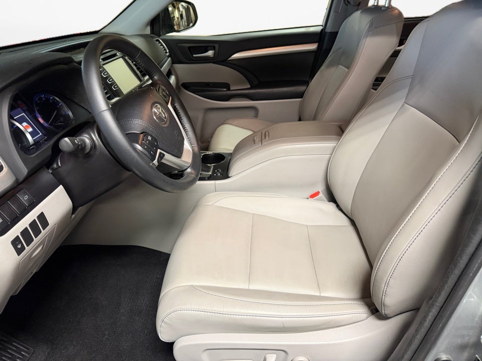 2018 Toyota Highlander Hybrid XLE