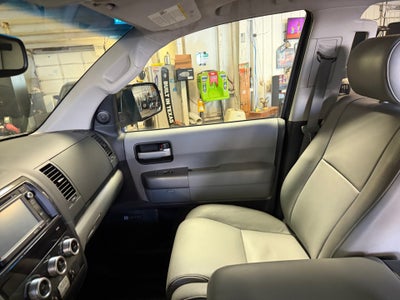 2014 Toyota Sequoia Limited 5.7L V8