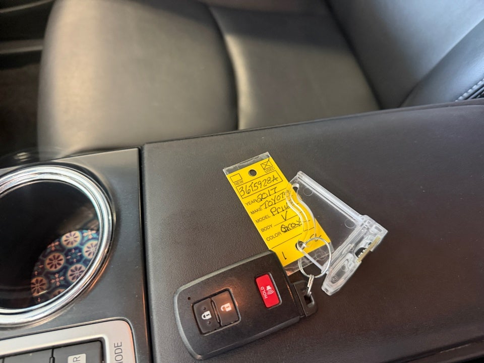 2017 Toyota Prius v Four